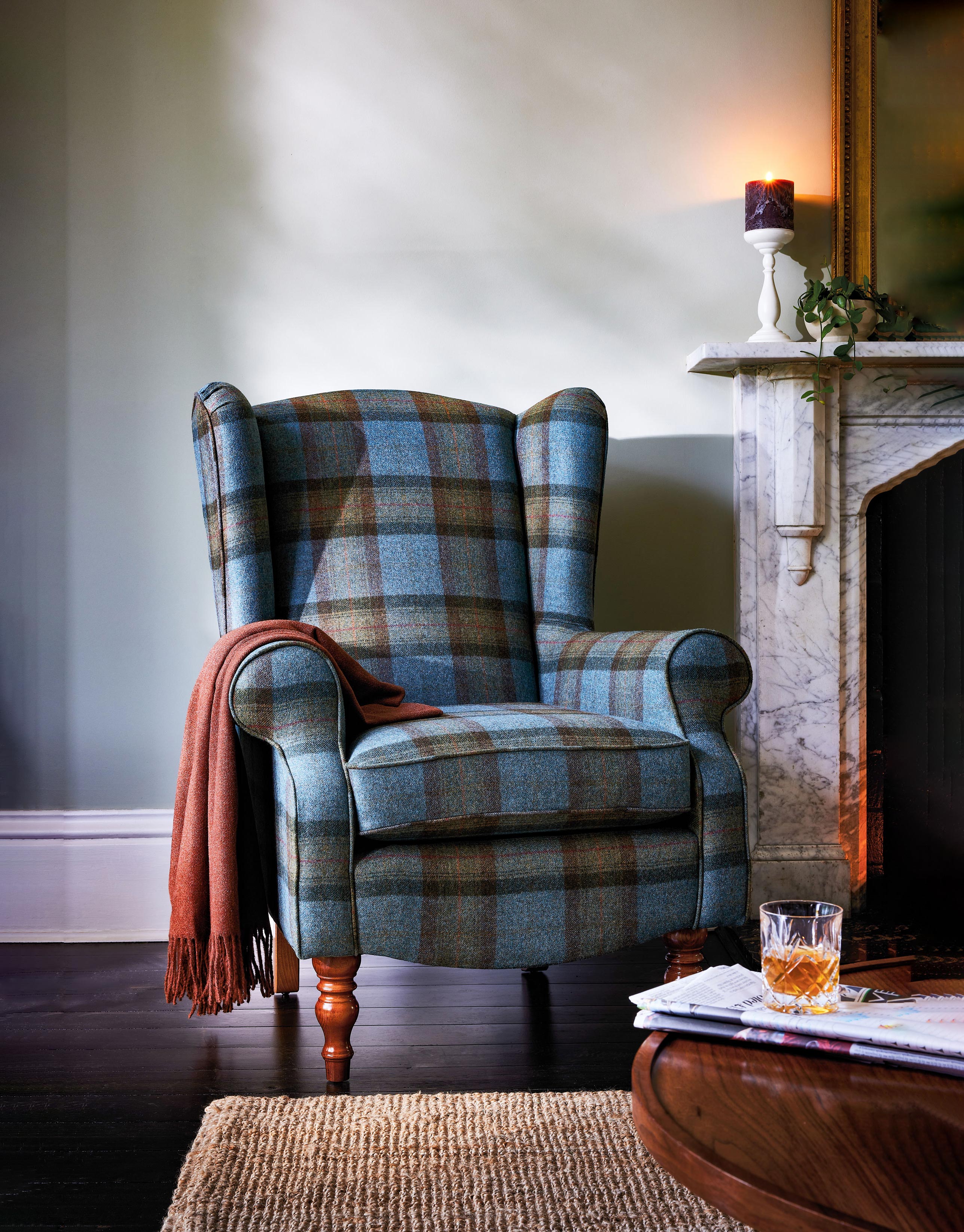 Blue best sale tartan chair